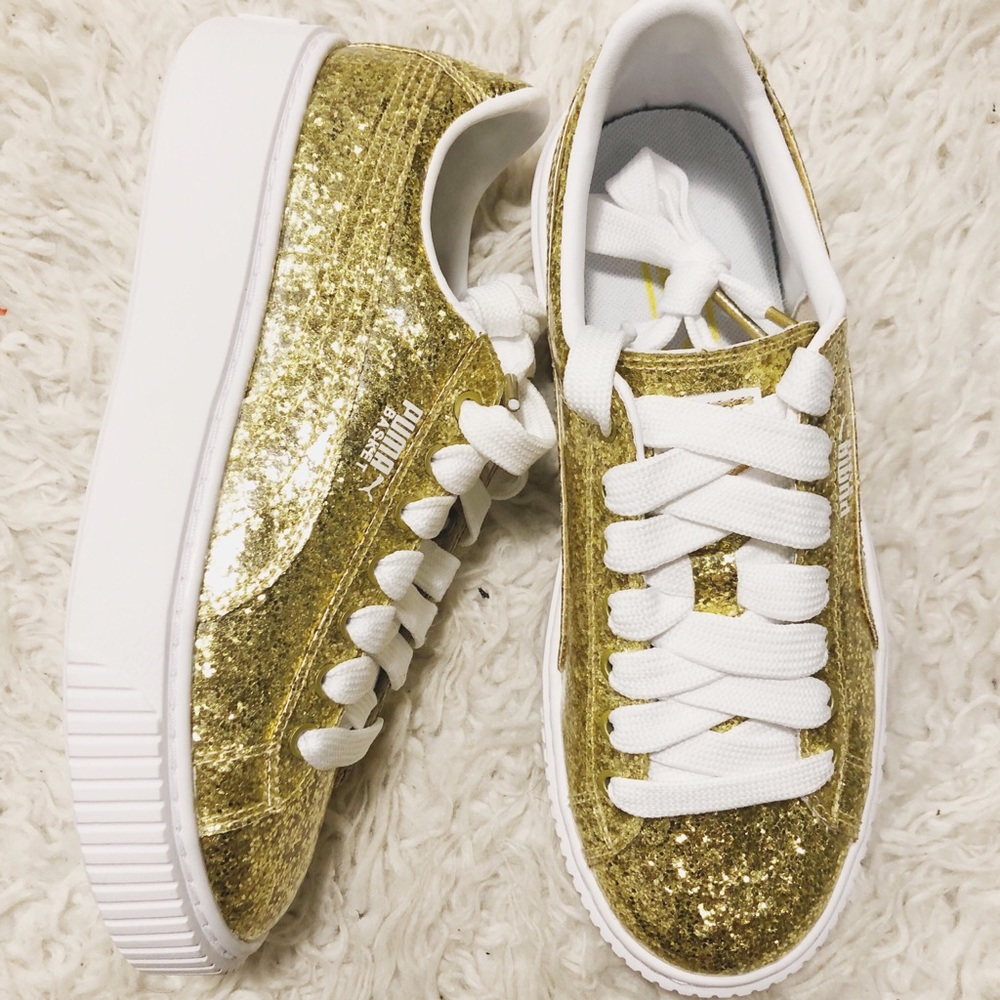 🍦ONE DAY SALE🍦NWOT PUMA Platform Sneakers